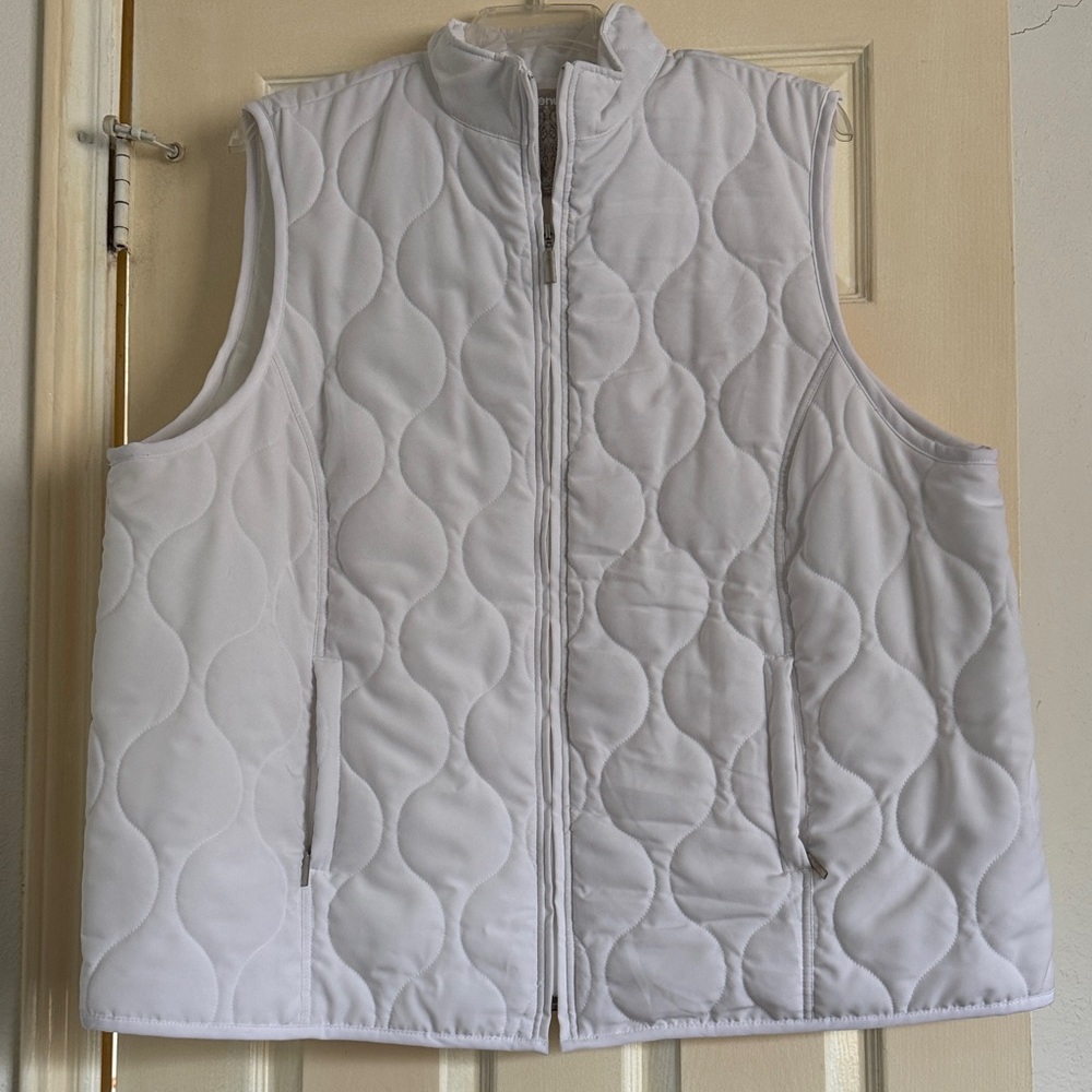 Avenue White Quilted Vest
